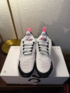 Nike Air Max 270-6W